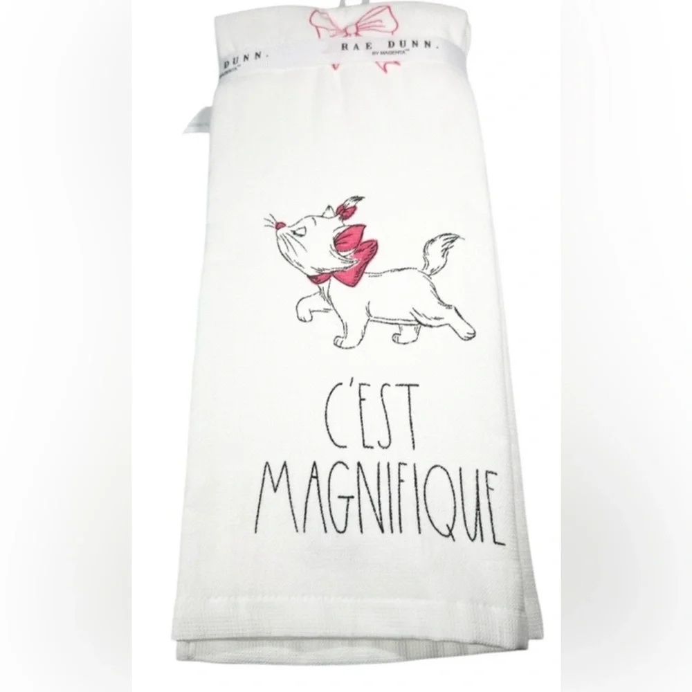 RAE DUNN X DISNEY NWT aristocats Marie vest manifique hand towel set